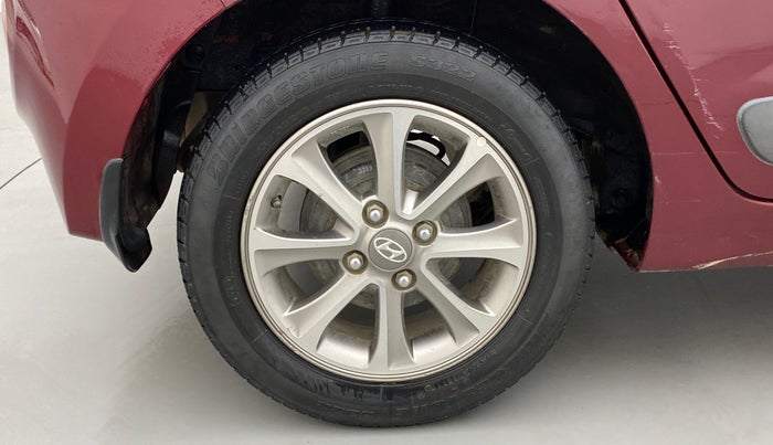 2015 Hyundai Grand i10 ASTA 1.1 (O) CRDI, Diesel, Manual, 99,175 km, Right Rear Wheel