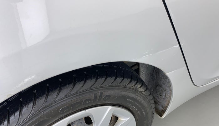 2014 Hyundai Eon MAGNA PLUS, Petrol, Manual, 27,576 km, Right quarter panel - Slightly dented