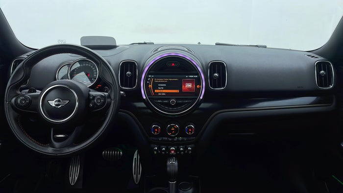 MINI COUNTRYMAN-Dashboard View
