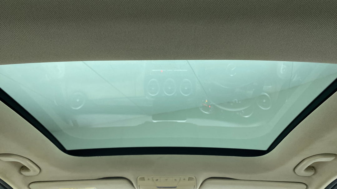 Moonroof/ Sunroof