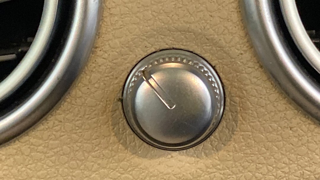 Rear AC Temperature Control 
