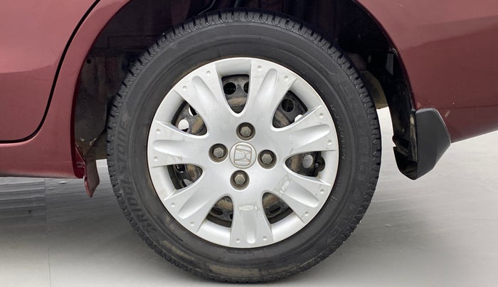 2015 Honda Amaze 1.2 SMT I VTEC, Petrol, Manual, 1,00,238 km, Left Rear Wheel
