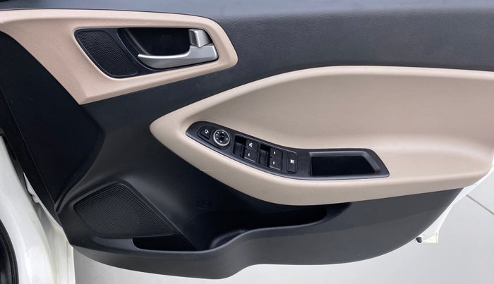 2019 Hyundai Elite i20 ASTA 1.2 (O), Petrol, Manual, 57,504 km, Driver Side Door Panels Control