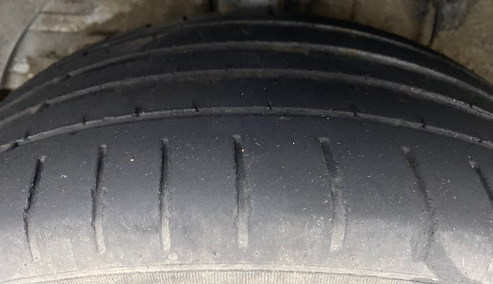 2019 Hyundai Elite i20 ASTA 1.2 (O), Petrol, Manual, 57,504 km, Right Rear Tyre Tread