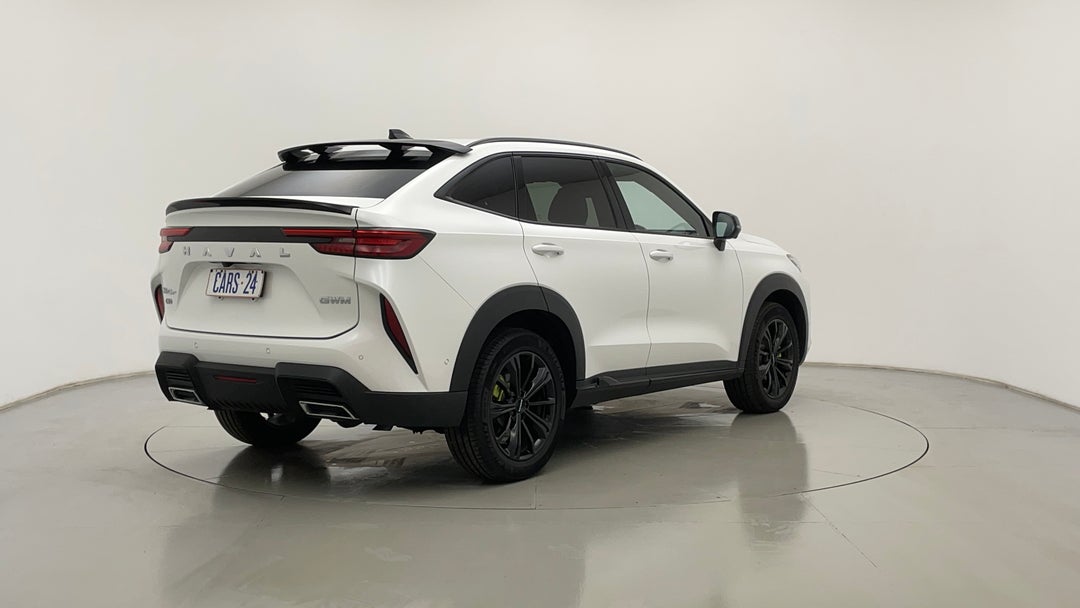 Right Back Diagonal (45- Degree) View