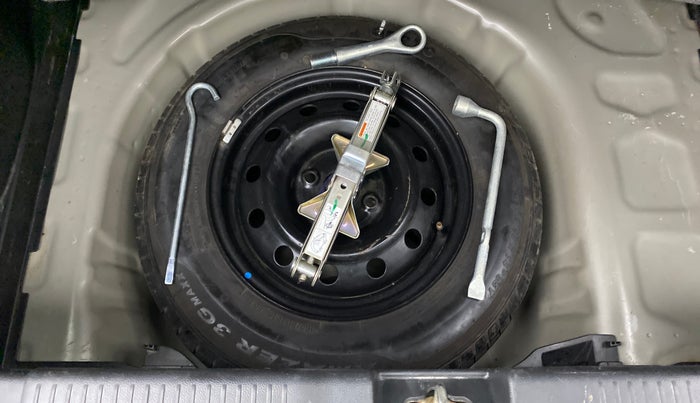2018 Maruti Swift VXI, Petrol, Manual, 46,596 km, Spare Tyre