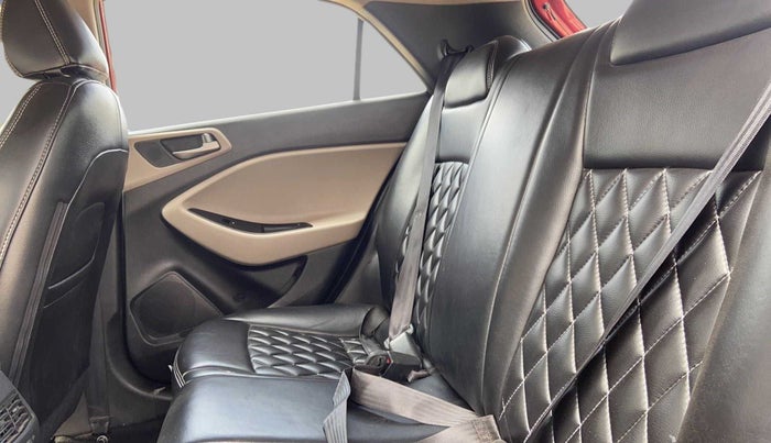 2015 Hyundai Elite i20 SPORTZ 1.2, Petrol, Manual, 63,479 km, Right Side Rear Door Cabin