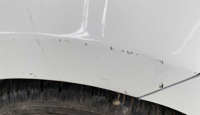 2015 Hyundai Verna FLUIDIC 1.6 CRDI S, Diesel, Manual, 1,01,702 km, Right fender - Slightly dented