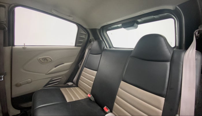 2016 Datsun Redi Go T, Petrol, Manual, 20,552 km, Right Side Rear Door Cabin