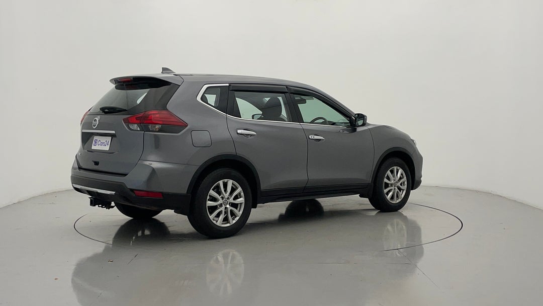 Right Back Diagonal (45- Degree) View