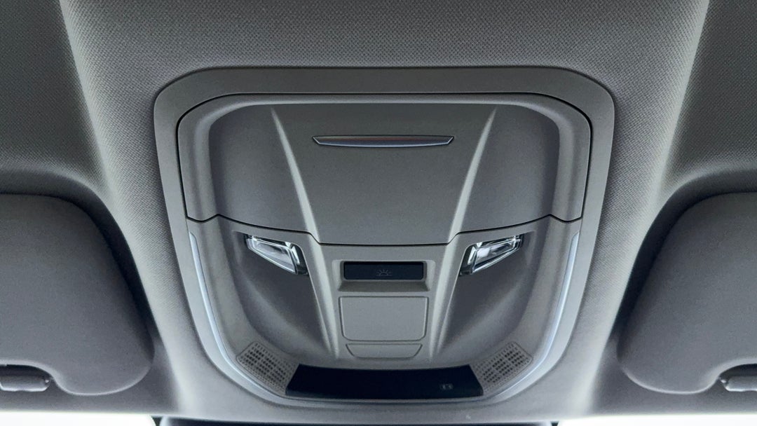 On-Roof Controls/Sunglass holder