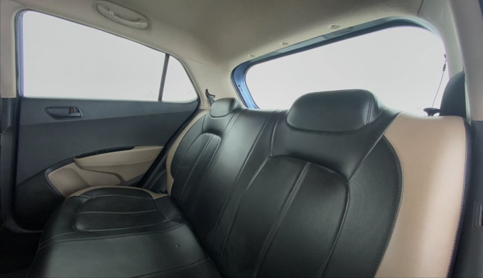 2015 Hyundai Grand i10 MAGNA 1.2 VTVT, Petrol, Manual, 56,766 km, Right Side Rear Door Cabin