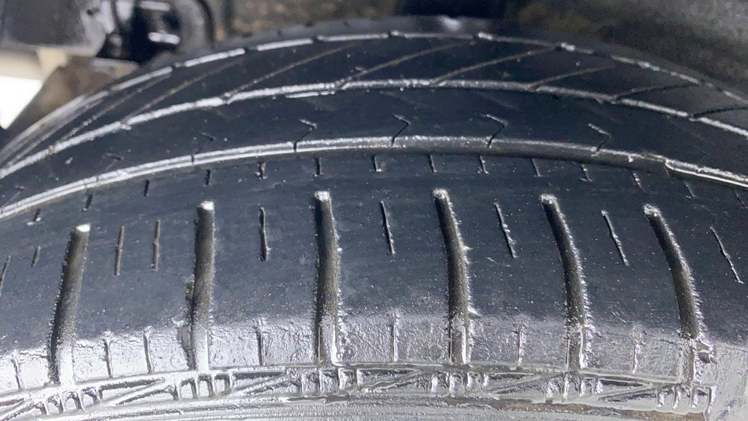 Right Rear Tyre Tread