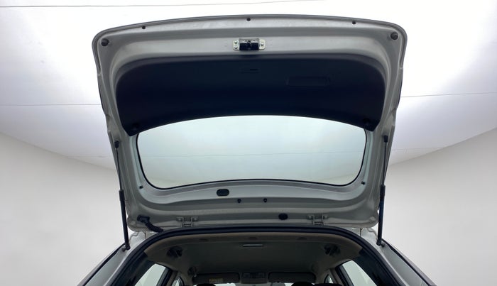 2019 Hyundai Elite i20 1.2 MAGNA PLUS VTVT, Petrol, Manual, 39,464 km, Boot Door Open