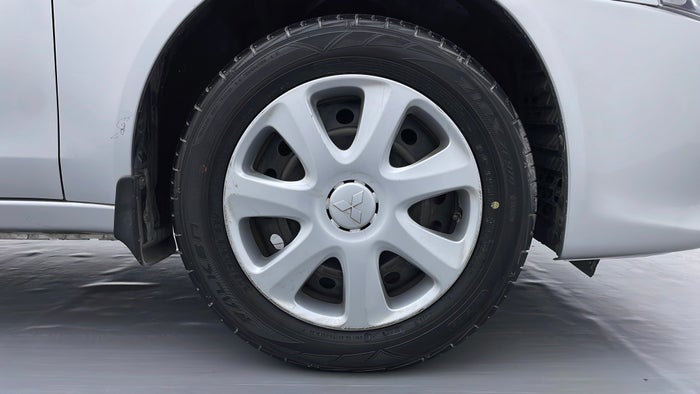 MITSUBISHI LANCER EX-Right Front Tyre