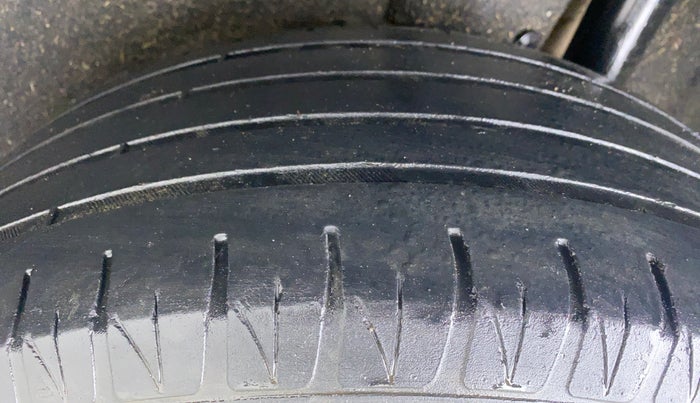 2019 Maruti Vitara Brezza ZDI, Diesel, Manual, 48,230 km, Left Rear Tyre Tread