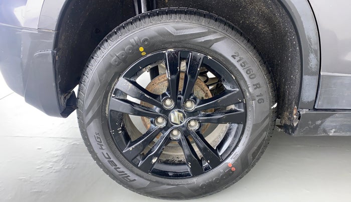2019 Maruti Vitara Brezza ZDI, Diesel, Manual, 48,230 km, Right Rear Wheel