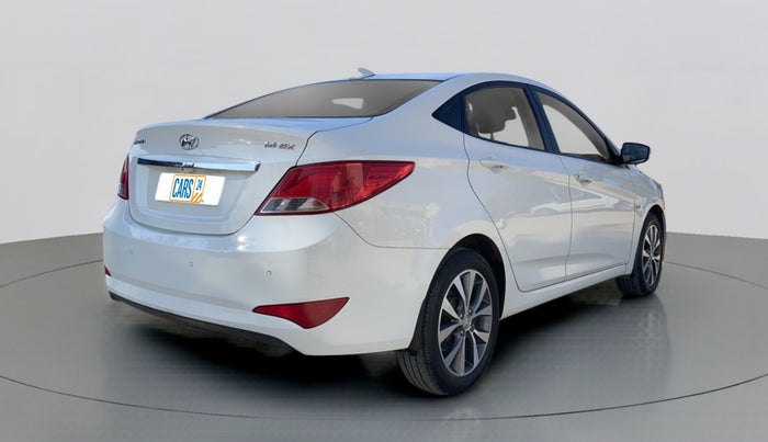 2016 Hyundai Verna FLUIDIC 1.6 SX VTVT, Petrol, Manual, 31,279 km, Right Back Diagonal