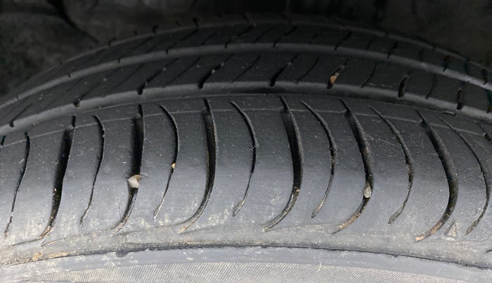 2022 KIA SELTOS HTK PLUS 1.5 DIESEL, Diesel, Manual, 12,447 km, Left Front Tyre Tread