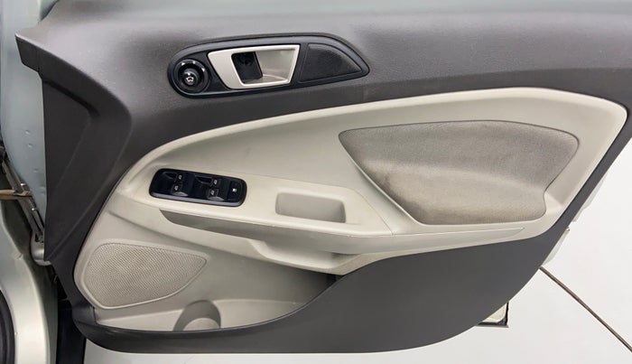 2013 Ford Ecosport 1.5 TITANIUM TI VCT, Petrol, Manual, 52,149 km, Driver Side Door Panels Control