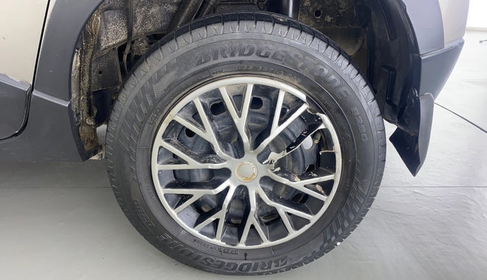 2016 Mahindra Kuv100 K6 6 STR, Petrol, Manual, 43,713 km, Left Rear Wheel