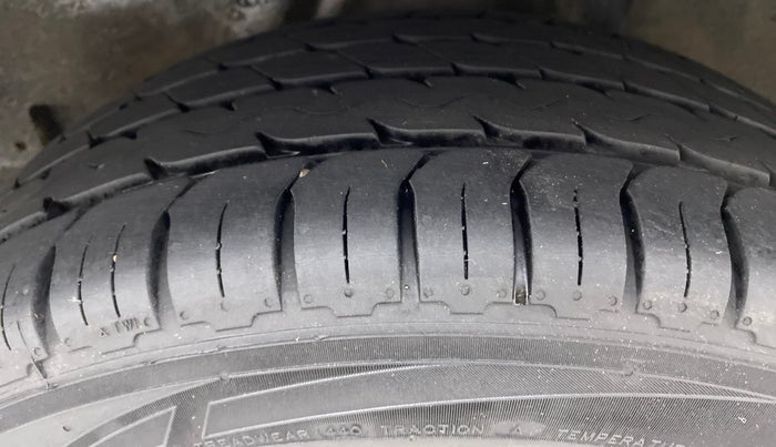 2016 Honda City V MT PETROL, Petrol, Manual, 84,776 km, Left Rear Tyre Tread