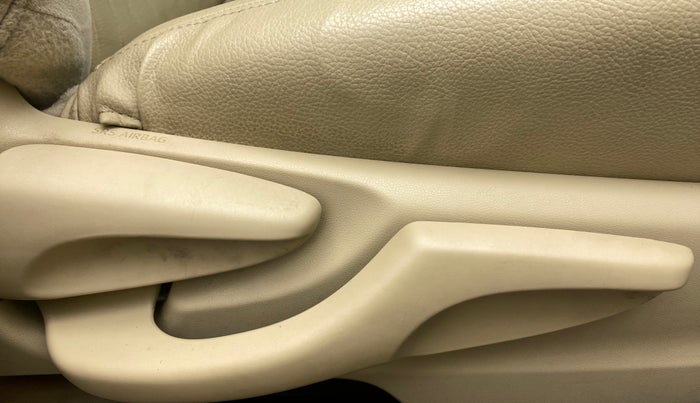 2018 Toyota YARIS V CVT, Petrol, Automatic, 47,767 km, Driver Side Adjustment Panel