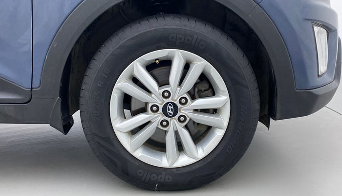 2016 Hyundai Creta 1.6 SX PLUS PETROL, Petrol, Manual, 64,243 km, Right Front Wheel