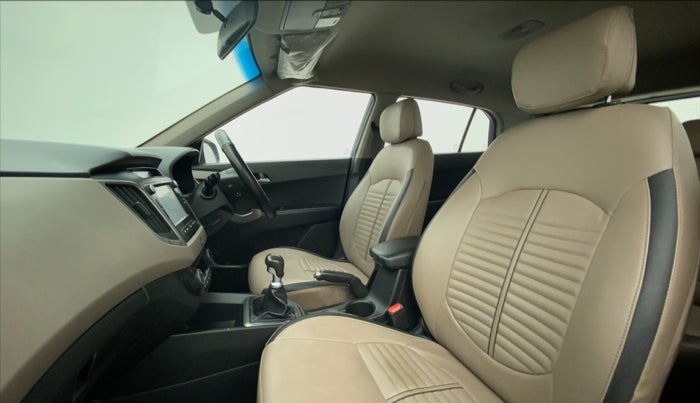2016 Hyundai Creta 1.6 SX PLUS PETROL, Petrol, Manual, 64,243 km, Right Side Front Door Cabin