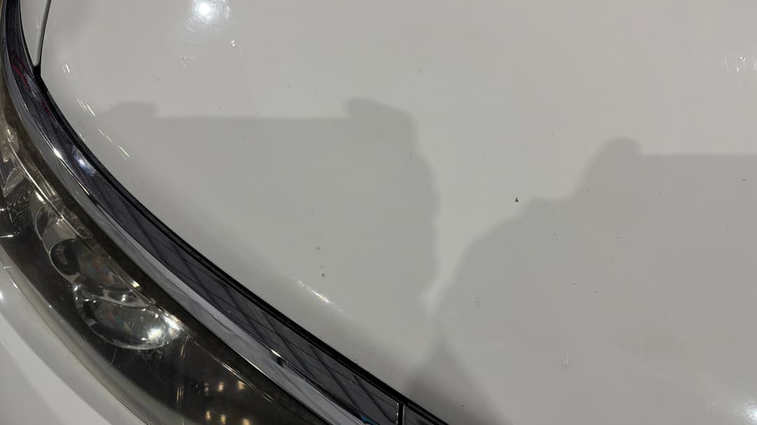 2017 Toyota Corolla Ascent Sport, Automatic, 105719 km, Bonnet Chip