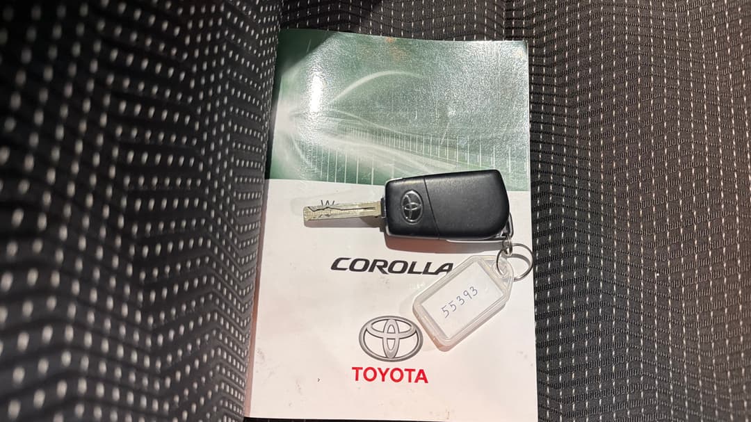 2017 Toyota Corolla Ascent Sport, Automatic, 105719 km, Key Close-up