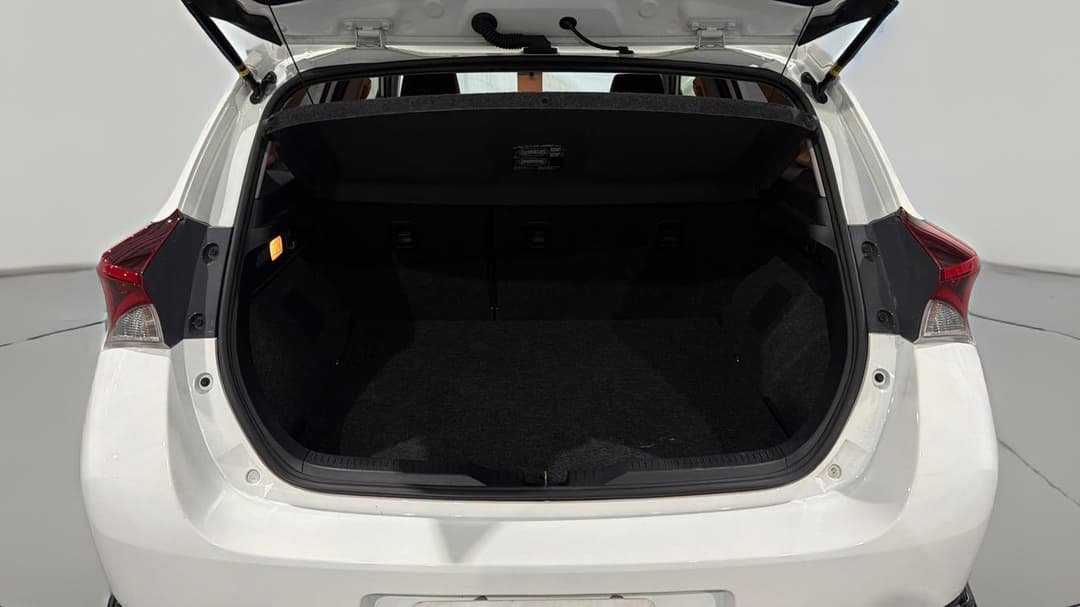2017 Toyota Corolla Ascent Sport, Automatic, 105719 km, Boot Inside View