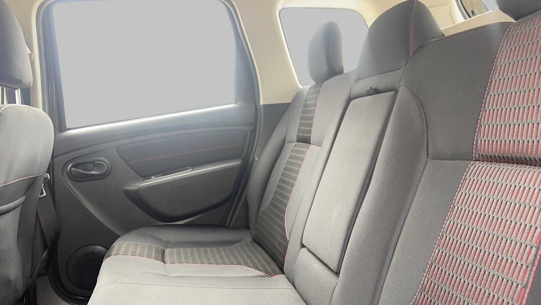 Right Side Rear Door Cabin