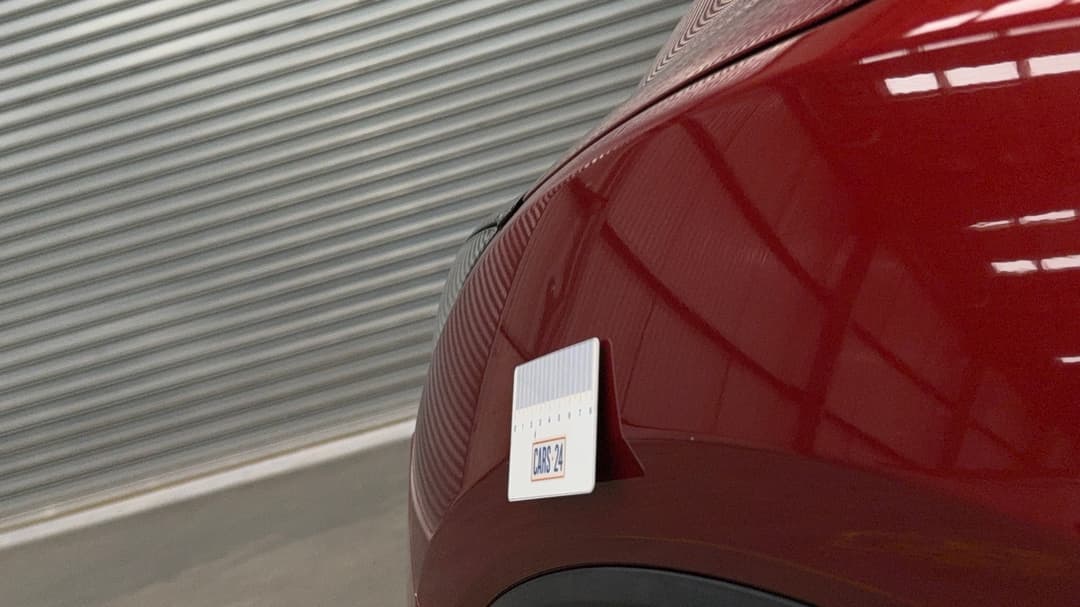 2019 Honda HR-V Vti, Automatic, 71300 km, Quarter Panel Front LHS Guard Dent