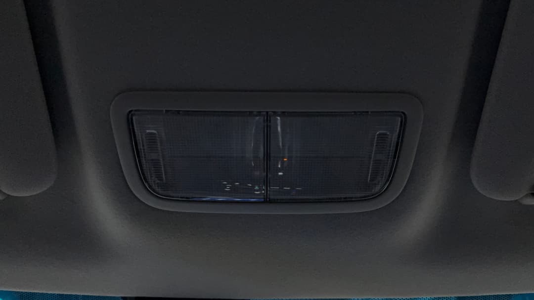 2019 Honda HR-V Vti, Automatic, 71300 km, On-Roof Controls/Sunglass holder