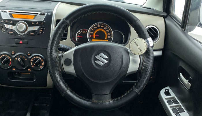 2015 Maruti Wagon R 1.0 VXI, Petrol, Manual, 22,011 km, Steering Wheel Close Up