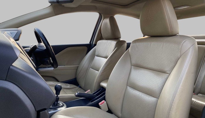 2015 Honda City VX MT PETROL, Petrol, Manual, 61,493 km, Right Side Front Door Cabin