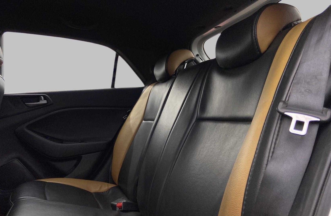 Right Side Rear Door Cabin
