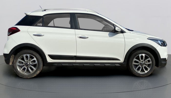 2016 Hyundai i20 Active 1.2 SX, Petrol, Manual, 46,149 km, Right Side View