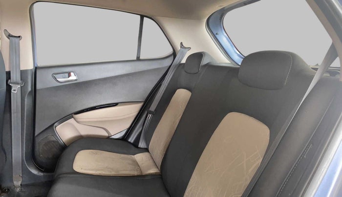 2016 Hyundai Grand i10 SPORTZ 1.2 KAPPA VTVT, Petrol, Manual, 60,191 km, Right Side Rear Door Cabin