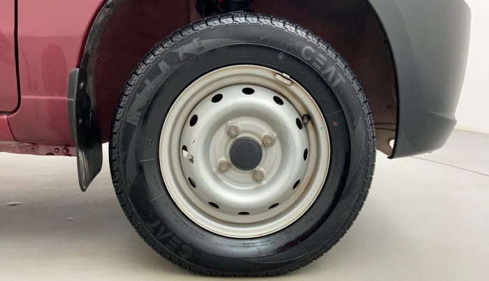 2011 Maruti Alto LXI, Petrol, Manual, 36,881 km, Right Front Tyre