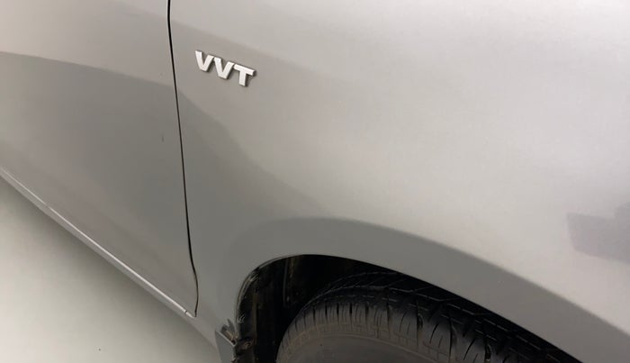 2014 Maruti Swift VXI D, Petrol, Manual, 48,495 km, Right fender - Slightly dented