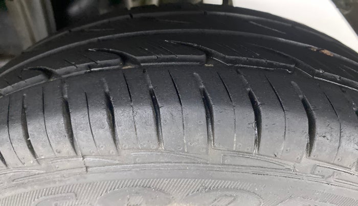 2018 Maruti Alto 800 LXI, Petrol, Manual, 57,440 km, Left Rear Tyre Tread