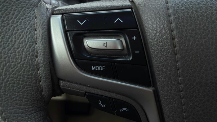 TOYOTA PRADO-Drivers Control