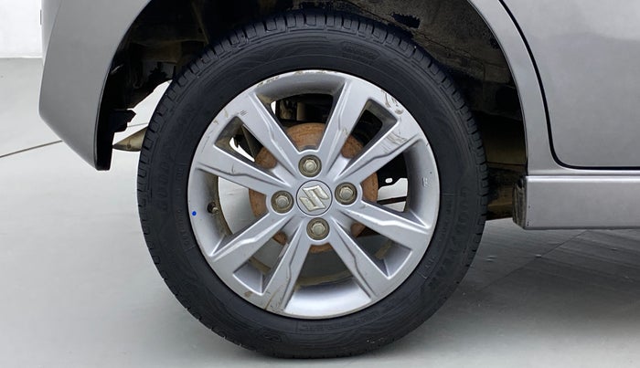 2018 Maruti Wagon R 1.0 VXI PLUS, Petrol, Manual, 32,105 km, Right Rear Wheel