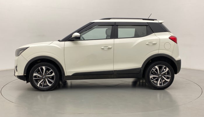 2020 Mahindra XUV300 W8 (O) DIESEL  AT, Diesel, Automatic, 27,041 km, Left Side