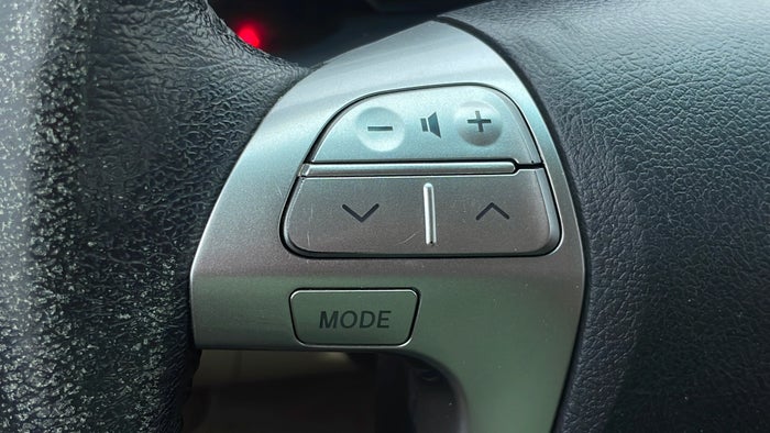 TOYOTA FORTUNER-Drivers Control