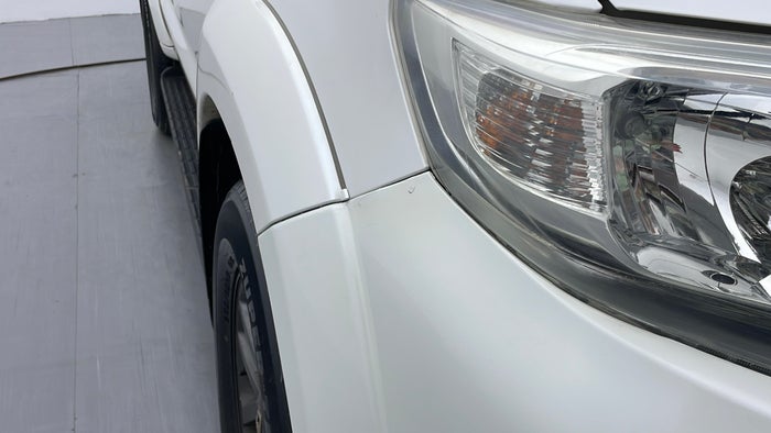 TOYOTA FORTUNER-Bumper Front Misaligned