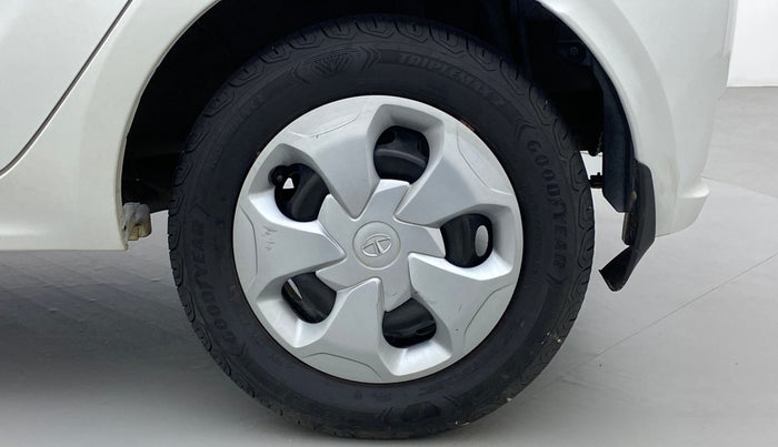 2020 Tata Tiago XT 1.2 REVOTRON, Petrol, Manual, 30,363 km, Left Rear Wheel