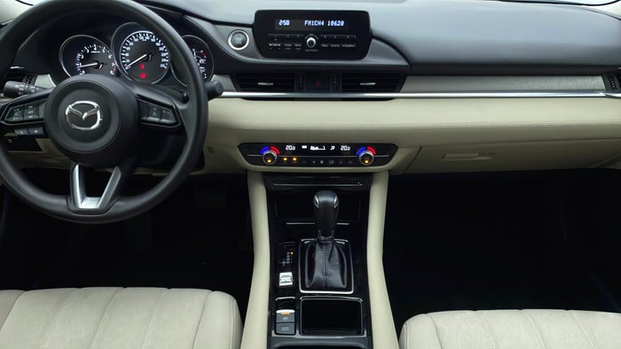 MAZDA 6-Center Console